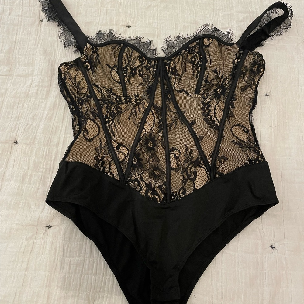 Corset body suit